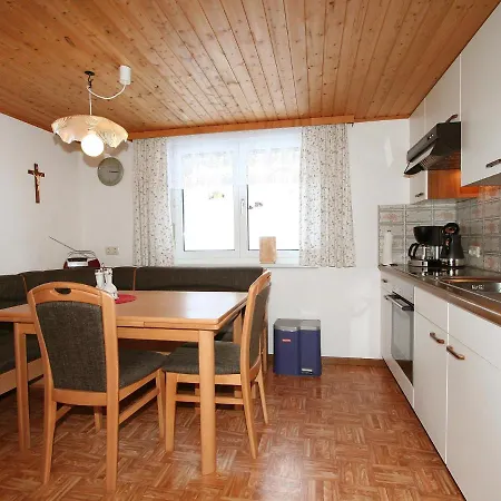 Apartment Mangeng.2