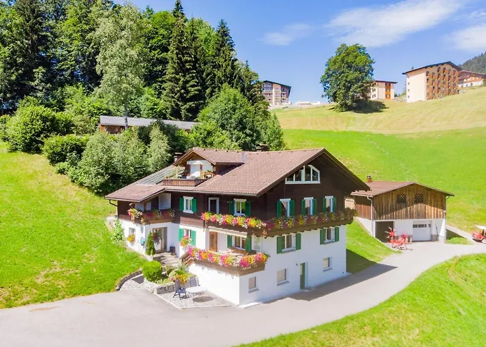 Mangeng-2 By Interhome